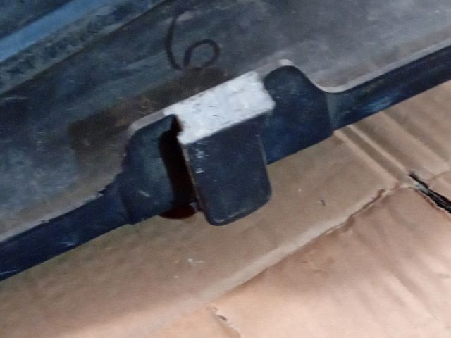 bontott MAZDA 6 Akkumulátor Tartó