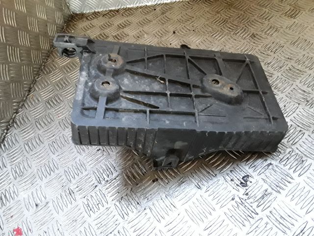 bontott MAZDA 6 Akkumulátor Tartó