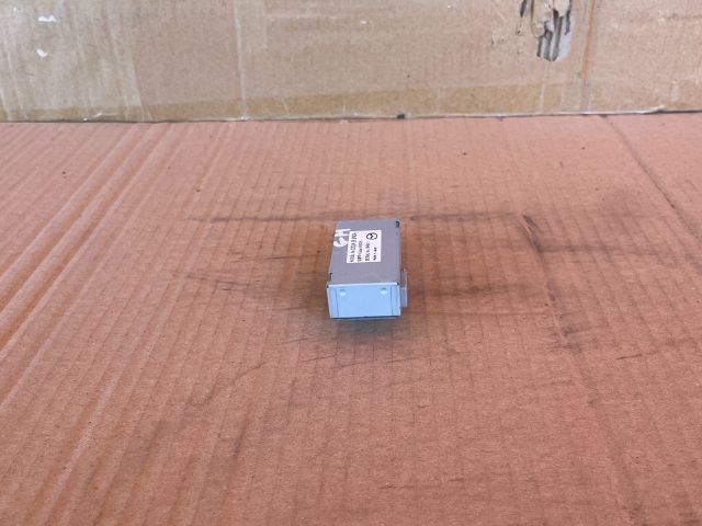 bontott MAZDA 6 Antenna Erősítő