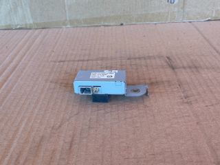 bontott MAZDA 6 Antenna Erősítő