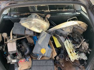 bontott MAZDA 6 Bal Belső Hátsó Lámpa