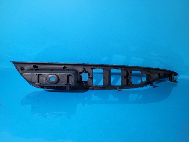 bontott MAZDA 6 Bal első Ablakemelő Kapcsoló Keret