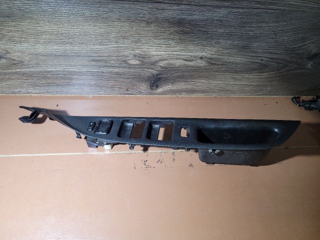 bontott MAZDA 6 Bal első Ablakemelő Kapcsoló Keret