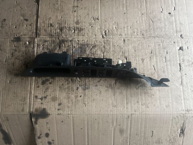 bontott MAZDA 6 Bal első Ablakemelő Kapcsoló