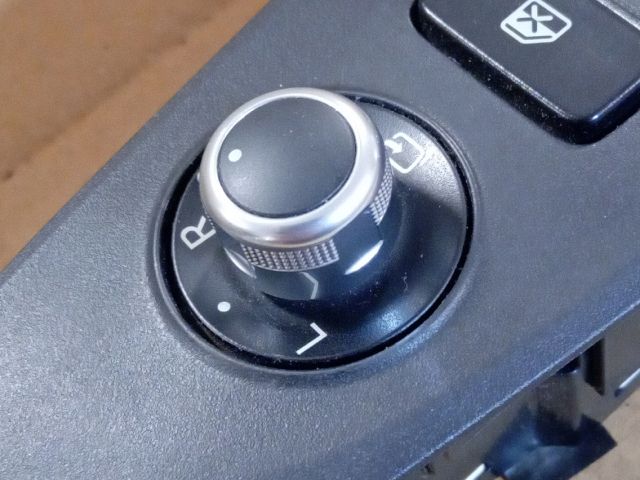 bontott MAZDA 6 Bal első Ablakemelő Kapcsoló