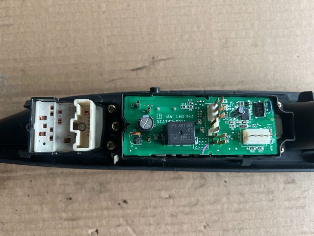 bontott MAZDA 6 Bal első Ablakemelő Kapcsoló