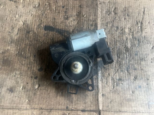 bontott MAZDA 6 Bal első Ablakemelő Motor