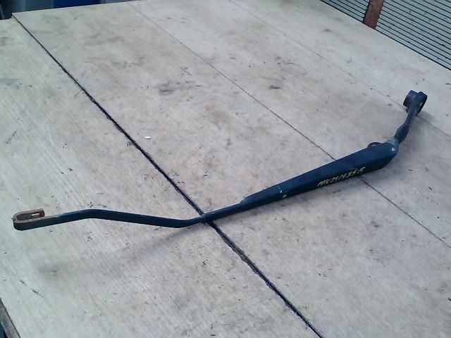 bontott MAZDA 6 Bal első Ablaktörlő Kar