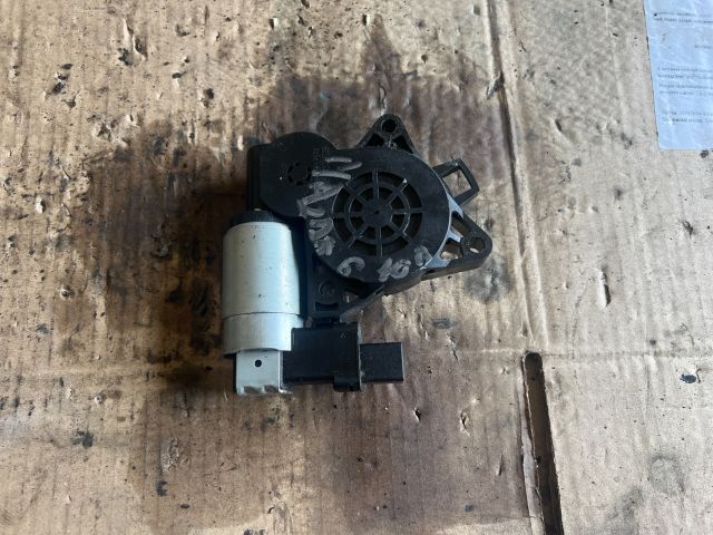 bontott MAZDA 6 Bal első Ablaktörlő Motor