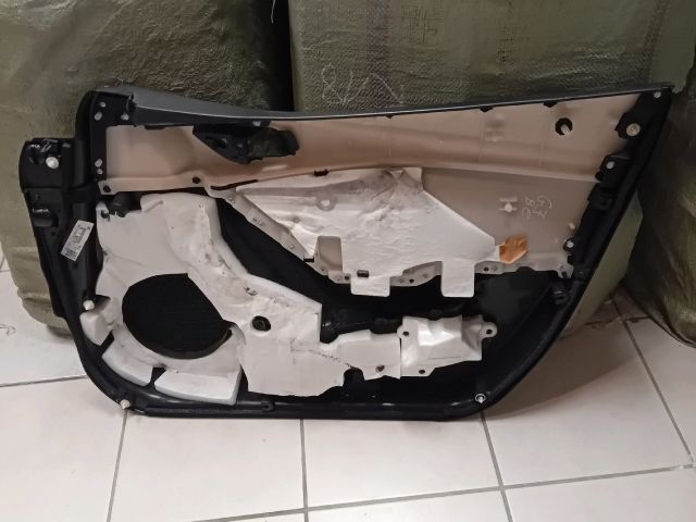 bontott MAZDA 6 Bal első Ajtó Kárpit