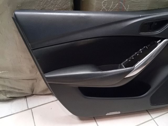 bontott MAZDA 6 Bal első Ajtó Kárpit