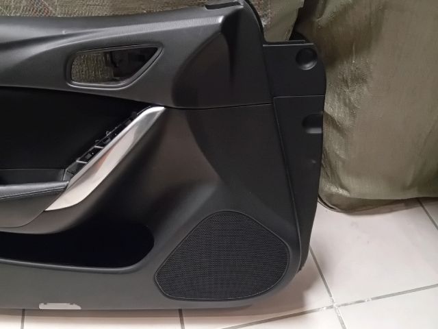 bontott MAZDA 6 Bal első Ajtó Kárpit