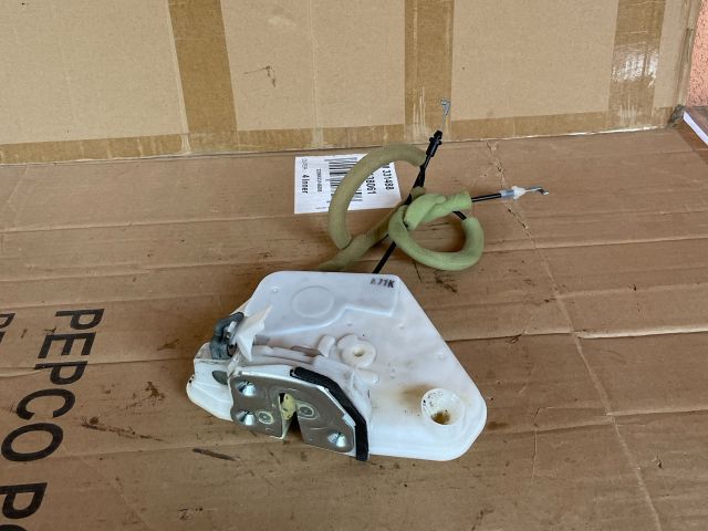 bontott MAZDA 6 Bal első Ajtózár