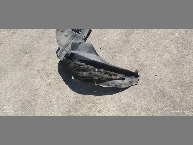 bontott MAZDA 6 Bal első Dobbetét (Kerékjárati, Műanyag)