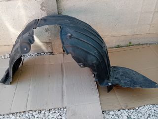 bontott MAZDA 6 Bal első Dobbetét (Kerékjárati, Műanyag)