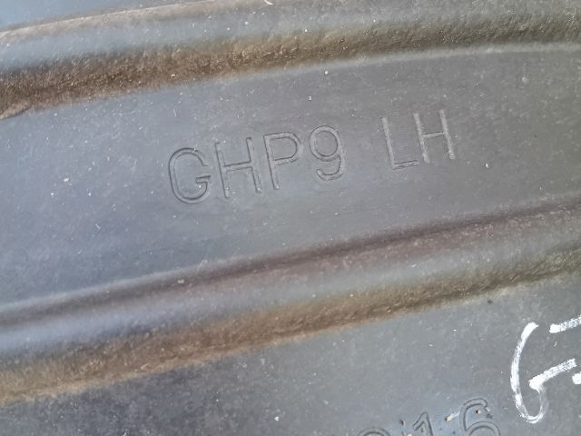 bontott MAZDA 6 Bal első Dobbetét (Kerékjárati, Műanyag)