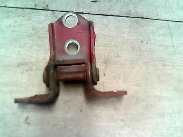 bontott MAZDA 6 Bal első Felső Zsanér