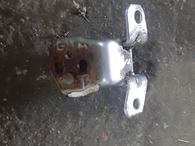 bontott MAZDA 6 Bal első Felső Zsanér