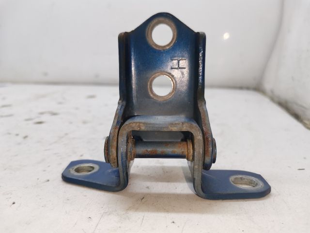 bontott MAZDA 6 Bal első Felső Zsanér