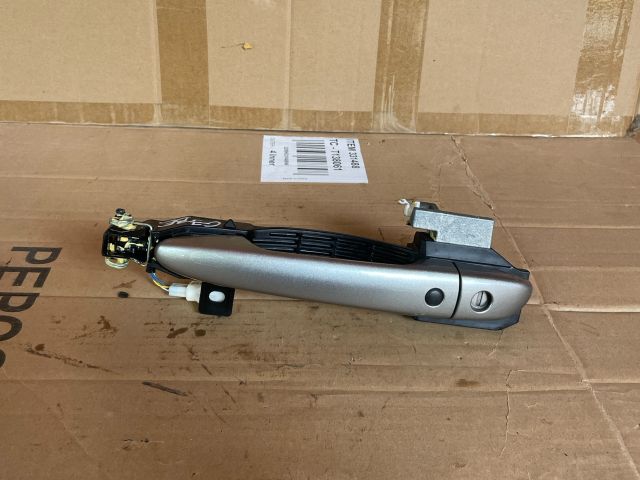 bontott MAZDA 6 Bal első Külső Kilincs