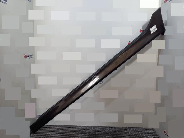 bontott MAZDA 6 Bal első Küszöb Díszléc