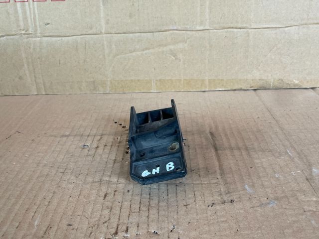 bontott MAZDA 6 Bal első Lökhárító Tartó (Műanyag)