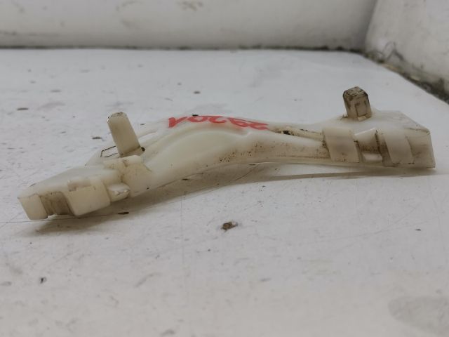 bontott MAZDA 6 Bal első Oldal Lökhárító Tartó (Műanyag)