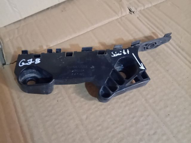 bontott MAZDA 6 Bal első Oldal Lökhárító Tartó (Műanyag)