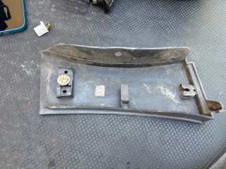 bontott MAZDA 6 Bal első Sárvédő Díszléc