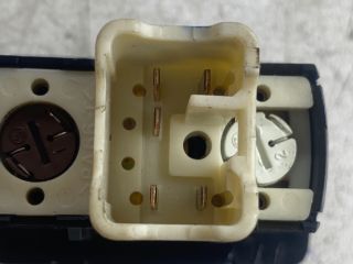 bontott MAZDA 6 Bal első Ülésfűtés Kapcsoló