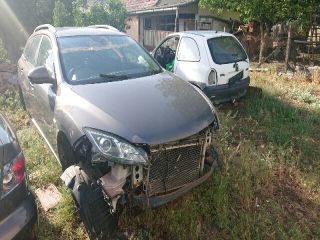 bontott MAZDA 6 Bal első Vízlehúzó Gumicsík