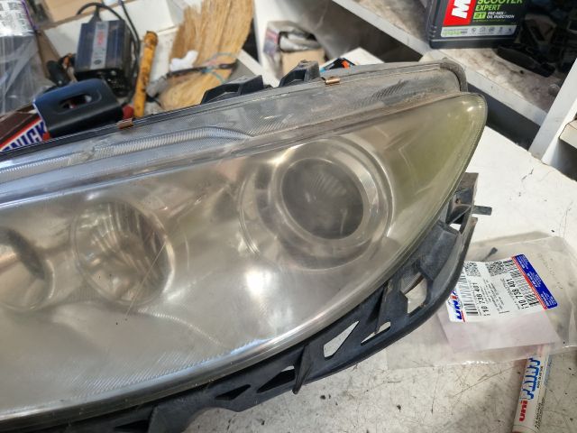 bontott MAZDA 6 Bal Fényszóró