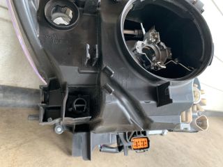 bontott MAZDA 6 Bal Fényszóró