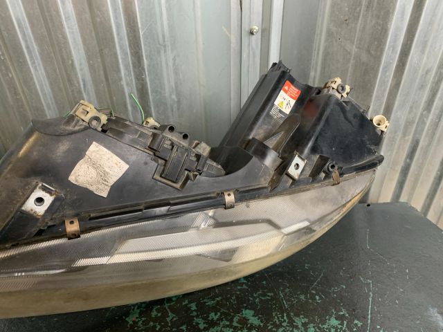 bontott MAZDA 6 Bal Fényszóró