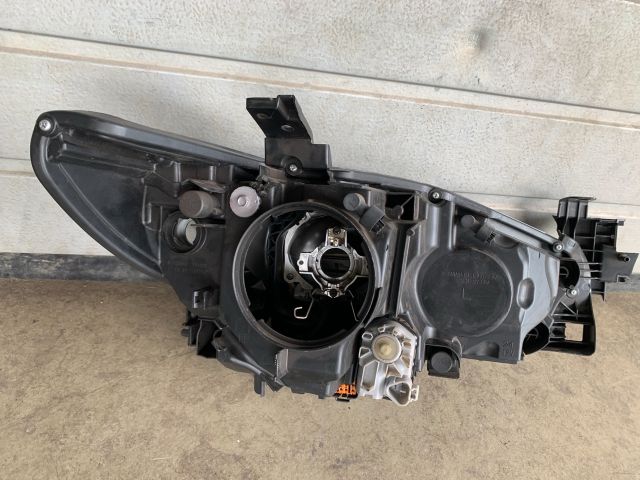 bontott MAZDA 6 Bal Fényszóró