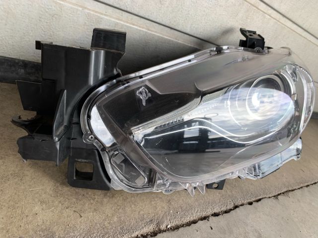 bontott MAZDA 6 Bal Fényszóró