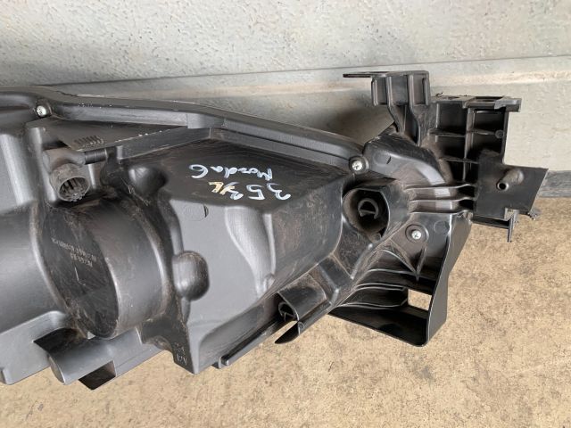 bontott MAZDA 6 Bal Fényszóró