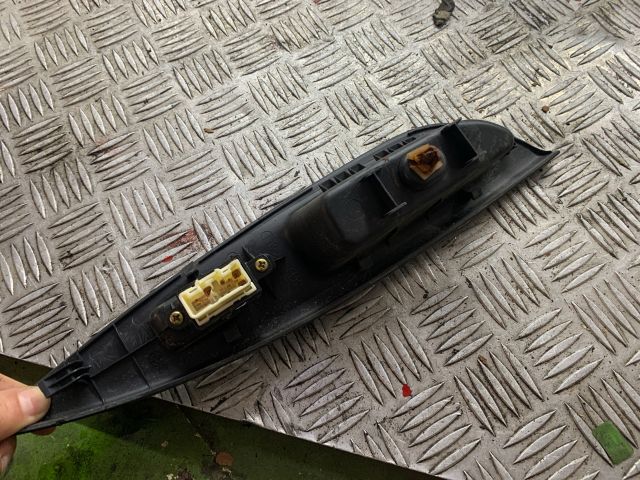 bontott MAZDA 6 Bal hátsó Ablakemelő Kapcsoló