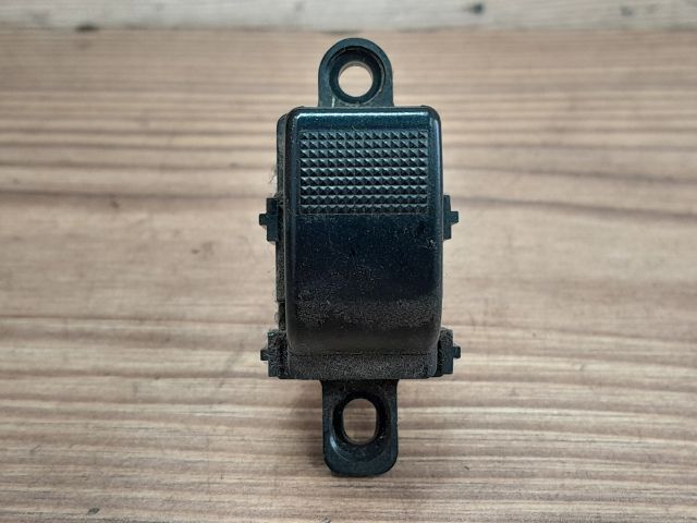 bontott MAZDA 6 Bal hátsó Ablakemelő Kapcsoló