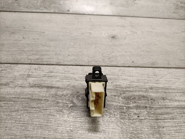 bontott MAZDA 6 Bal hátsó Ablakemelő Kapcsoló