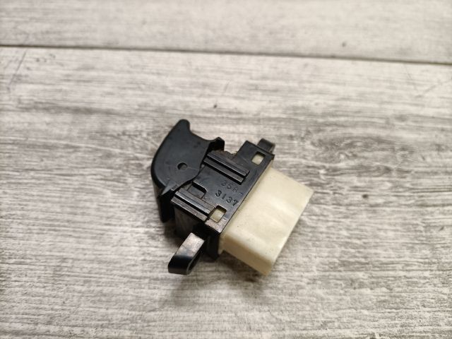 bontott MAZDA 6 Bal hátsó Ablakemelő Kapcsoló