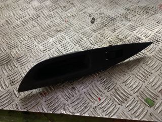 bontott MAZDA 6 Bal hátsó Ablakemelő Kapcsoló