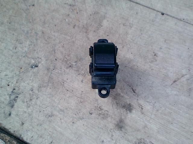 bontott MAZDA 6 Bal hátsó Ablakemelő Kapcsoló