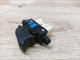 bontott MAZDA 6 Bal hátsó Ablakemelő Kapcsoló