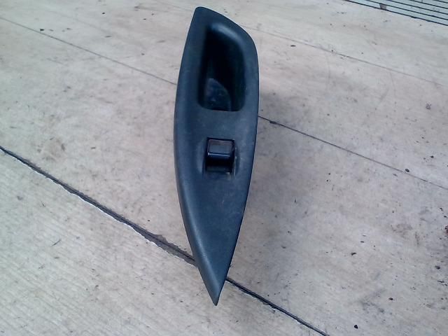 bontott MAZDA 6 Bal hátsó Ablakemelő Kapcsoló