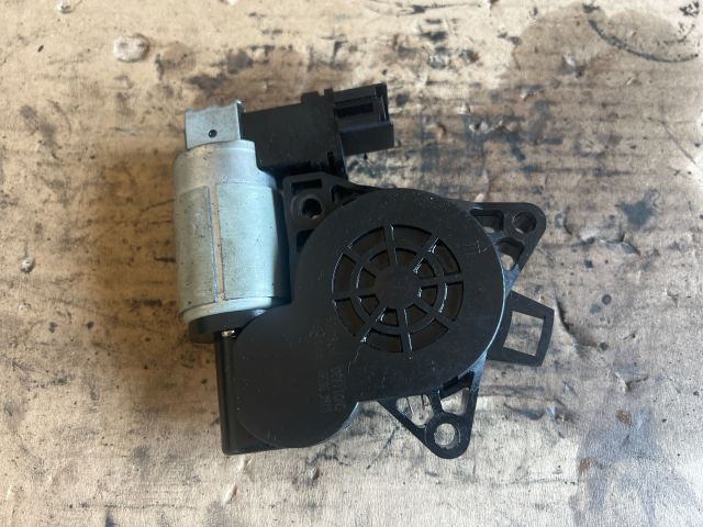 bontott MAZDA 6 Bal hátsó Ablakemelő Motor