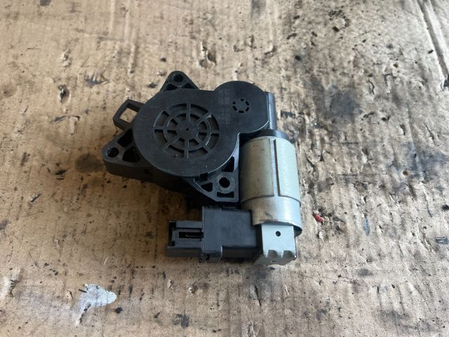 bontott MAZDA 6 Bal hátsó Ablakemelő Motor