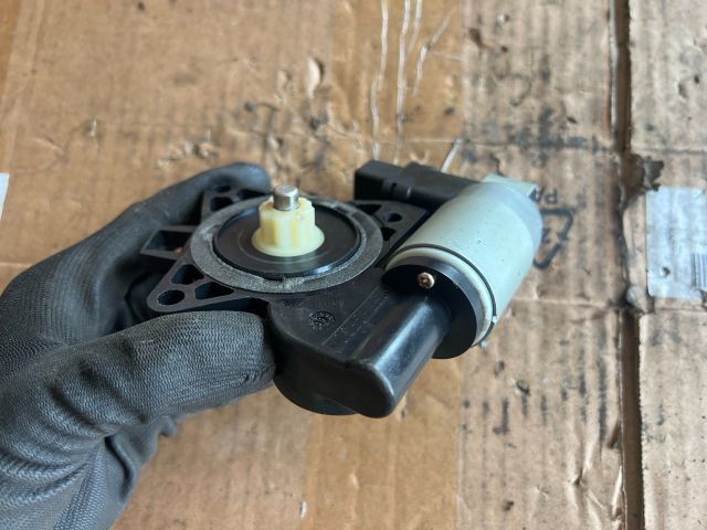 bontott MAZDA 6 Bal hátsó Ablakemelő Motor