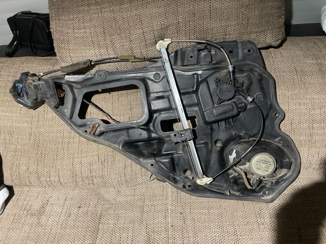 bontott MAZDA 6 Bal hátsó Ablakemelő Szerkezet (Elektromos)