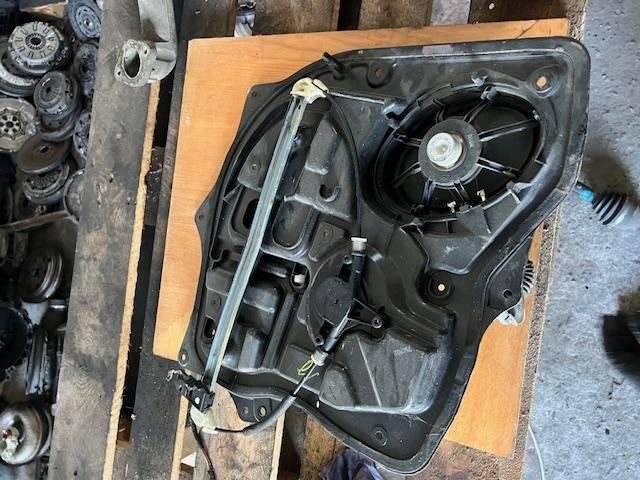 bontott MAZDA 6 Bal hátsó Ablakemelő Szerkezet (Elektromos)